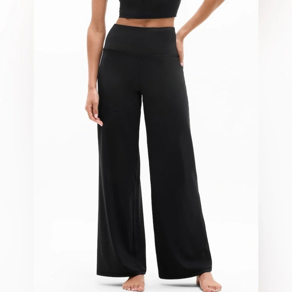 NWT Athleta Elation Wide Leg Black Pant Sz Large.